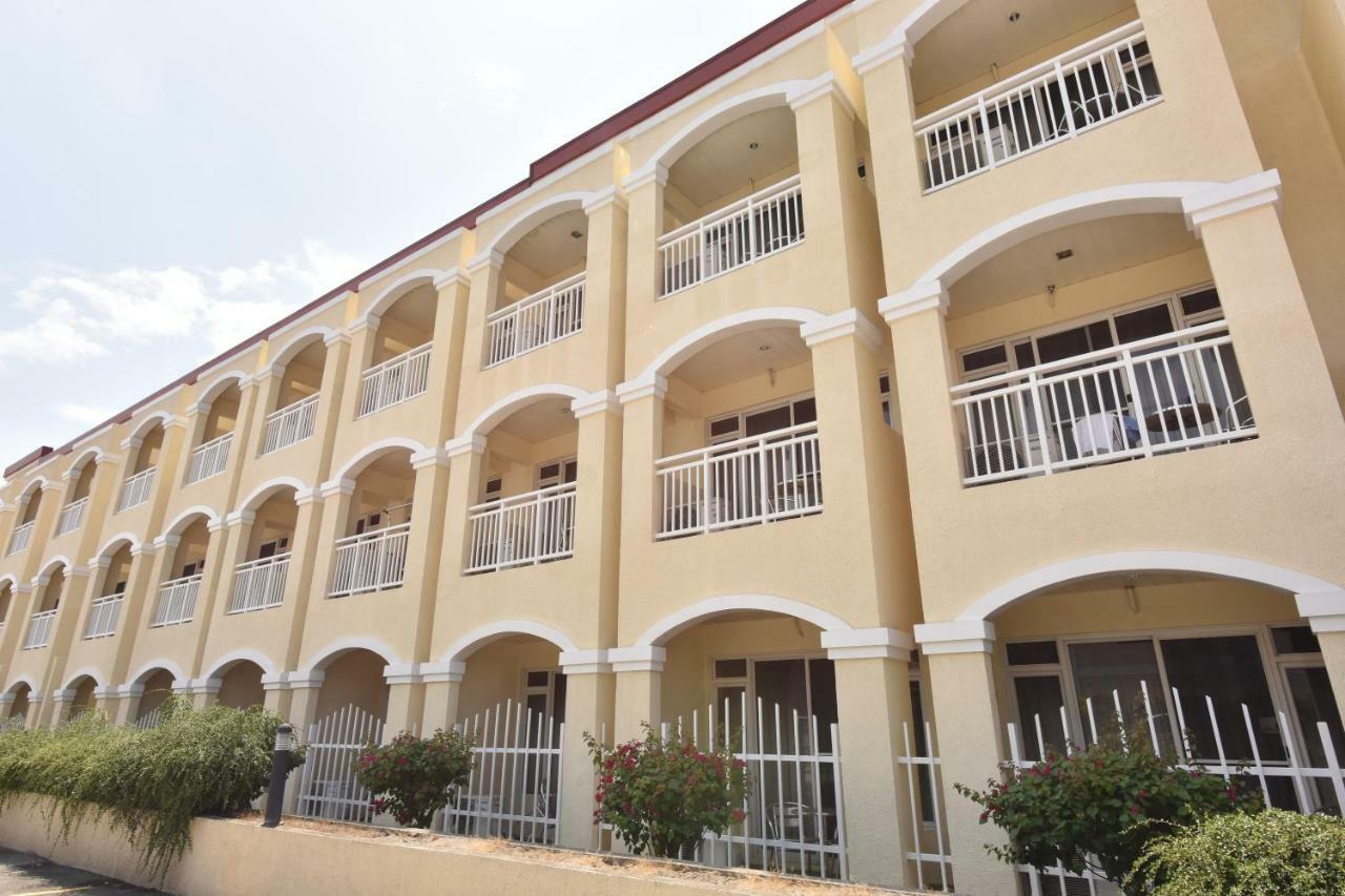 Subic Coco Hotel Olongapo Exterior foto